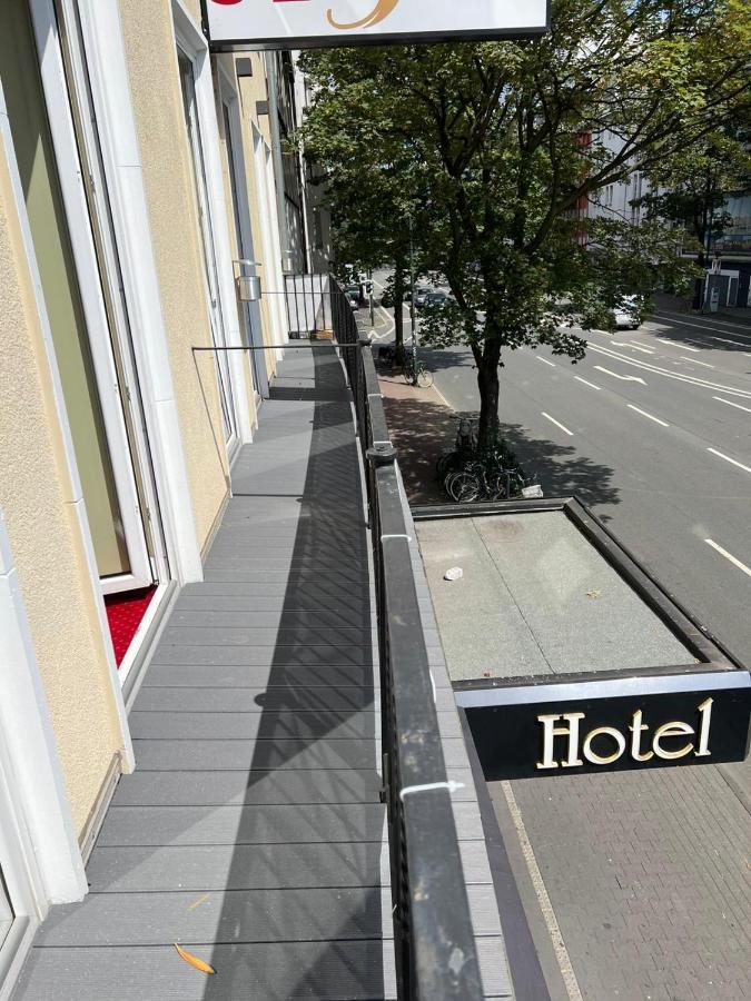 فندق فندق نوفوم بلازا دوسلدورف زنتروم المظهر الخارجي الصورة